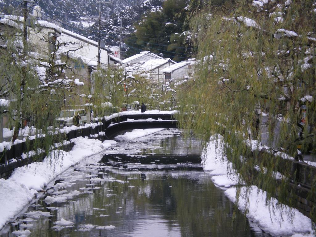 Готель Oyado Hakusan Hyogo Екстер'єр фото