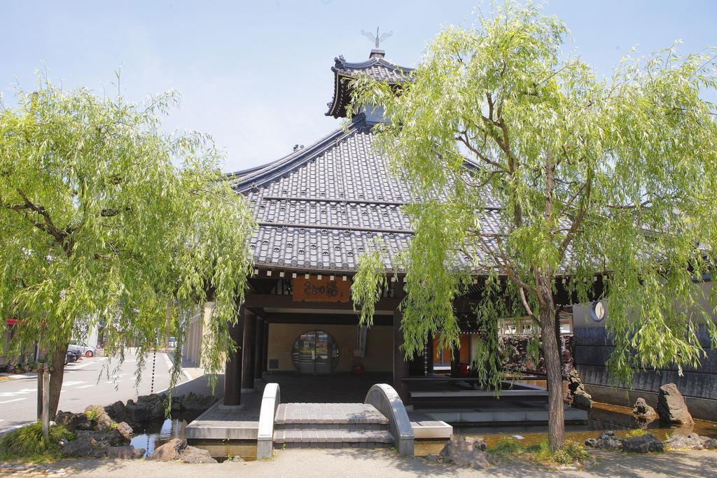 Готель Oyado Hakusan Hyogo Екстер'єр фото