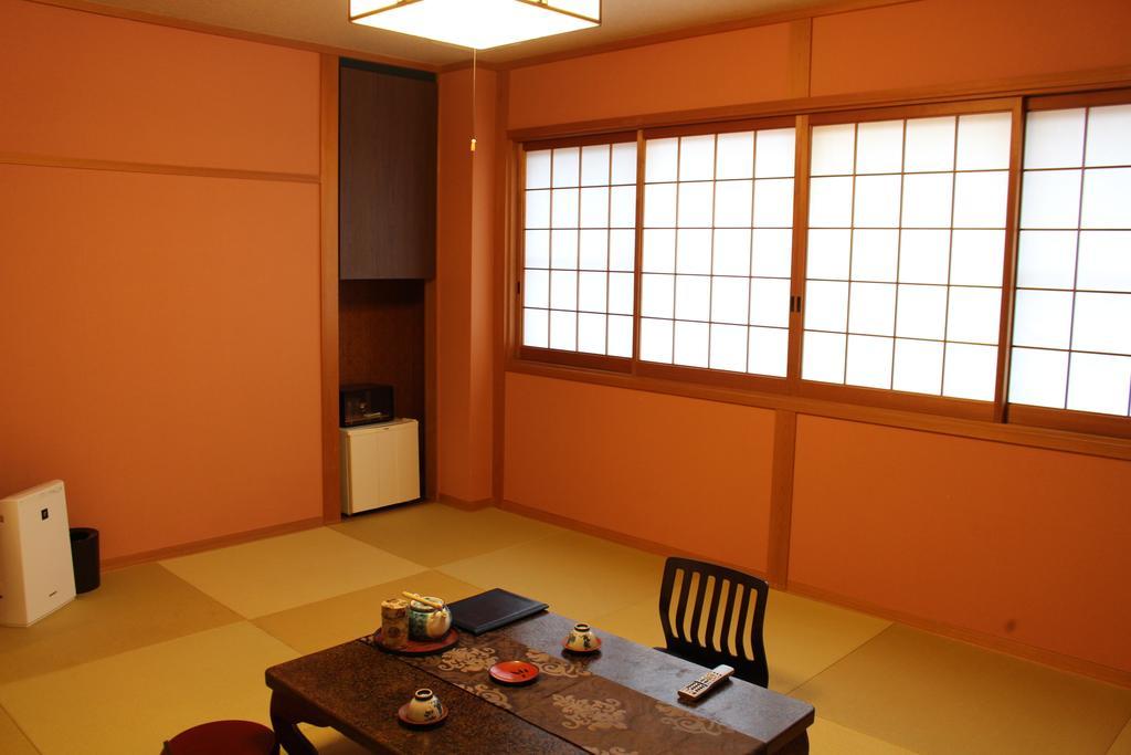 Готель Oyado Hakusan Hyogo Екстер'єр фото