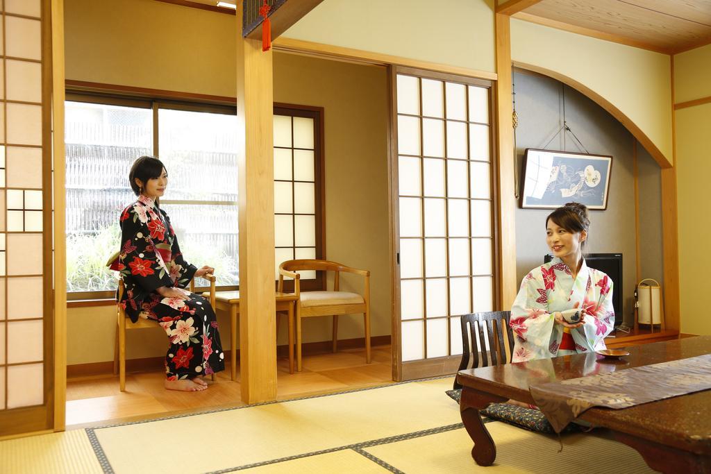 Готель Oyado Hakusan Hyogo Екстер'єр фото