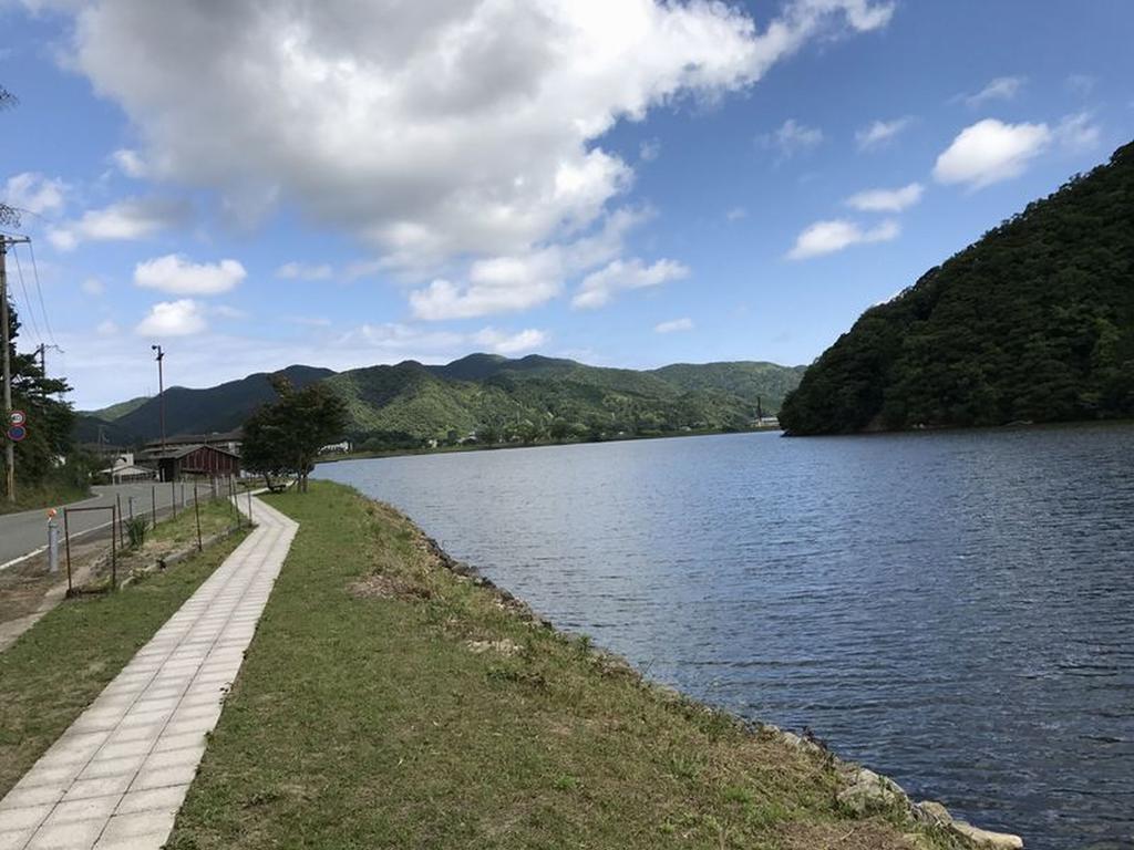 Готель Oyado Hakusan Hyogo Екстер'єр фото
